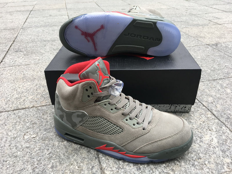 AIR JORDAN 5