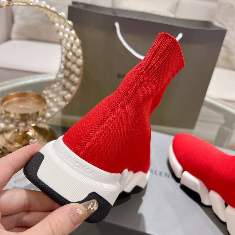 BALENCIAGA