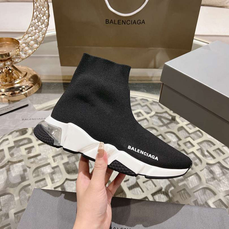 BALENCIAGA