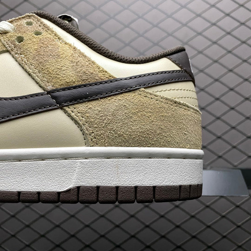 NIKE DUNK LOW