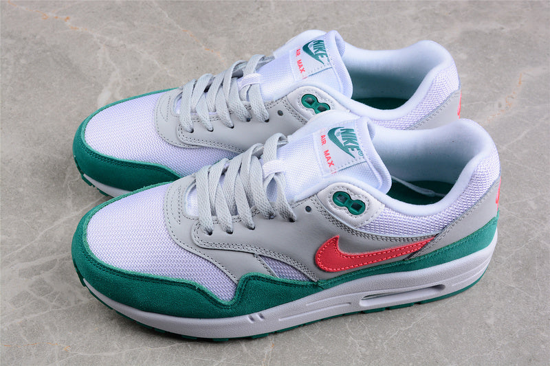 NIKE AIR MAX 1