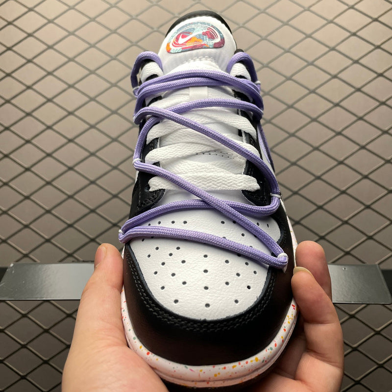 NIKE DUNK LOW