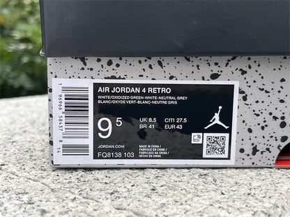 AIR JORDAN 4