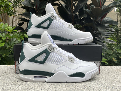 AIR JORDAN 4