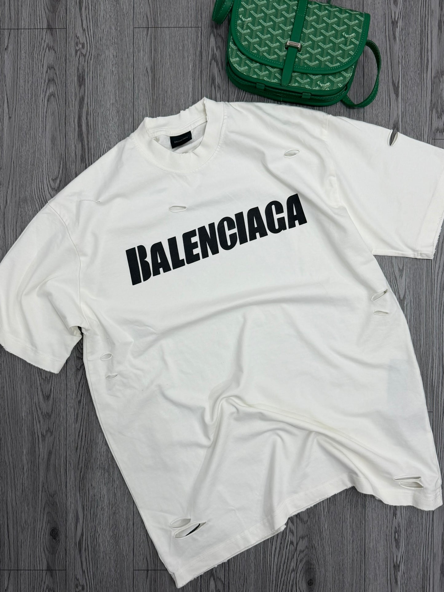 CAMISETA BALENCIAGA