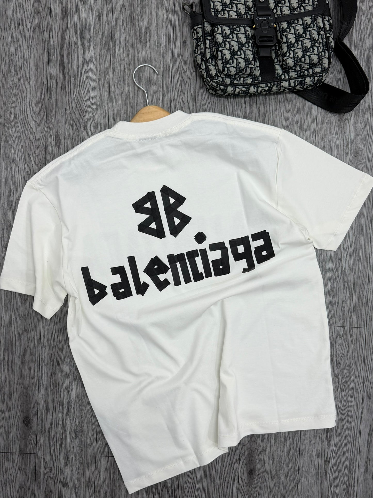 CAMISETA BALENCIAGA