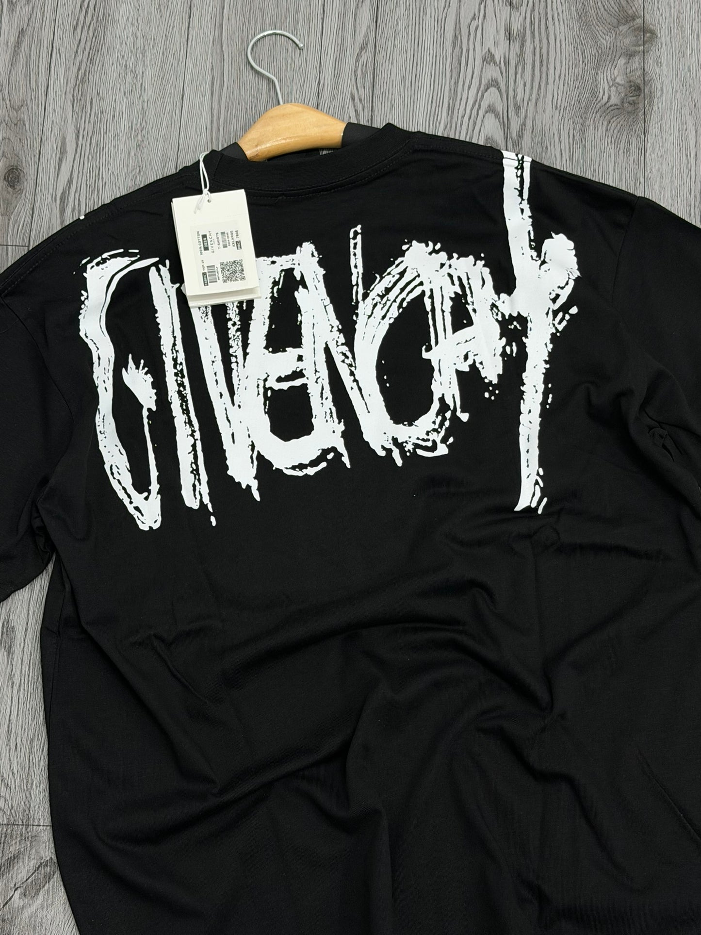 CAMISETA GIVENCHY