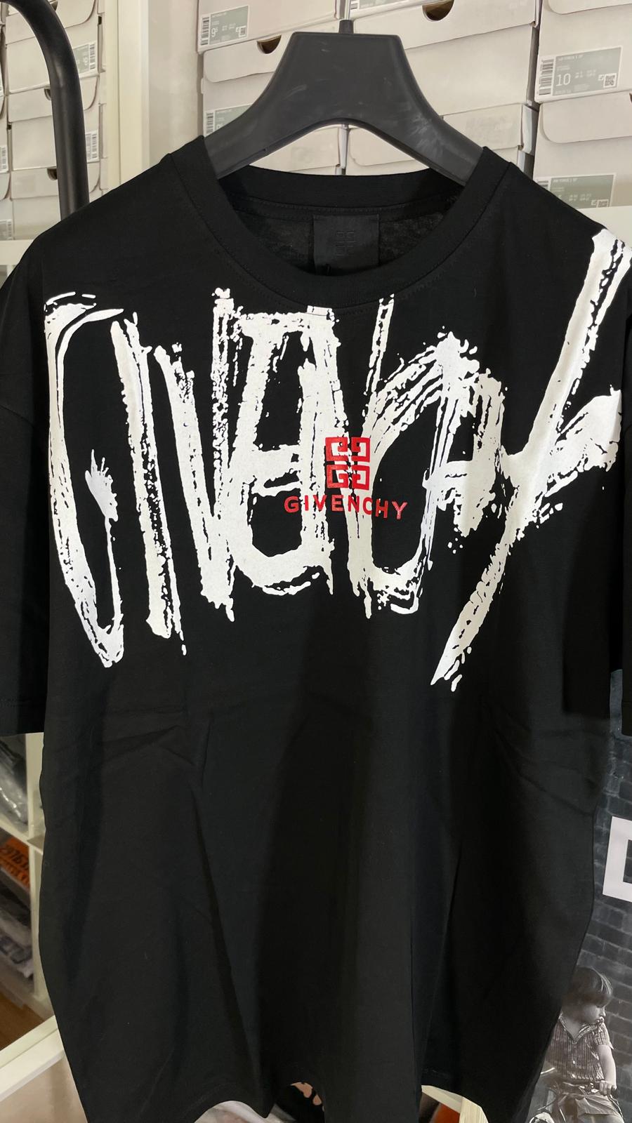CAMISETA GIVENCHY