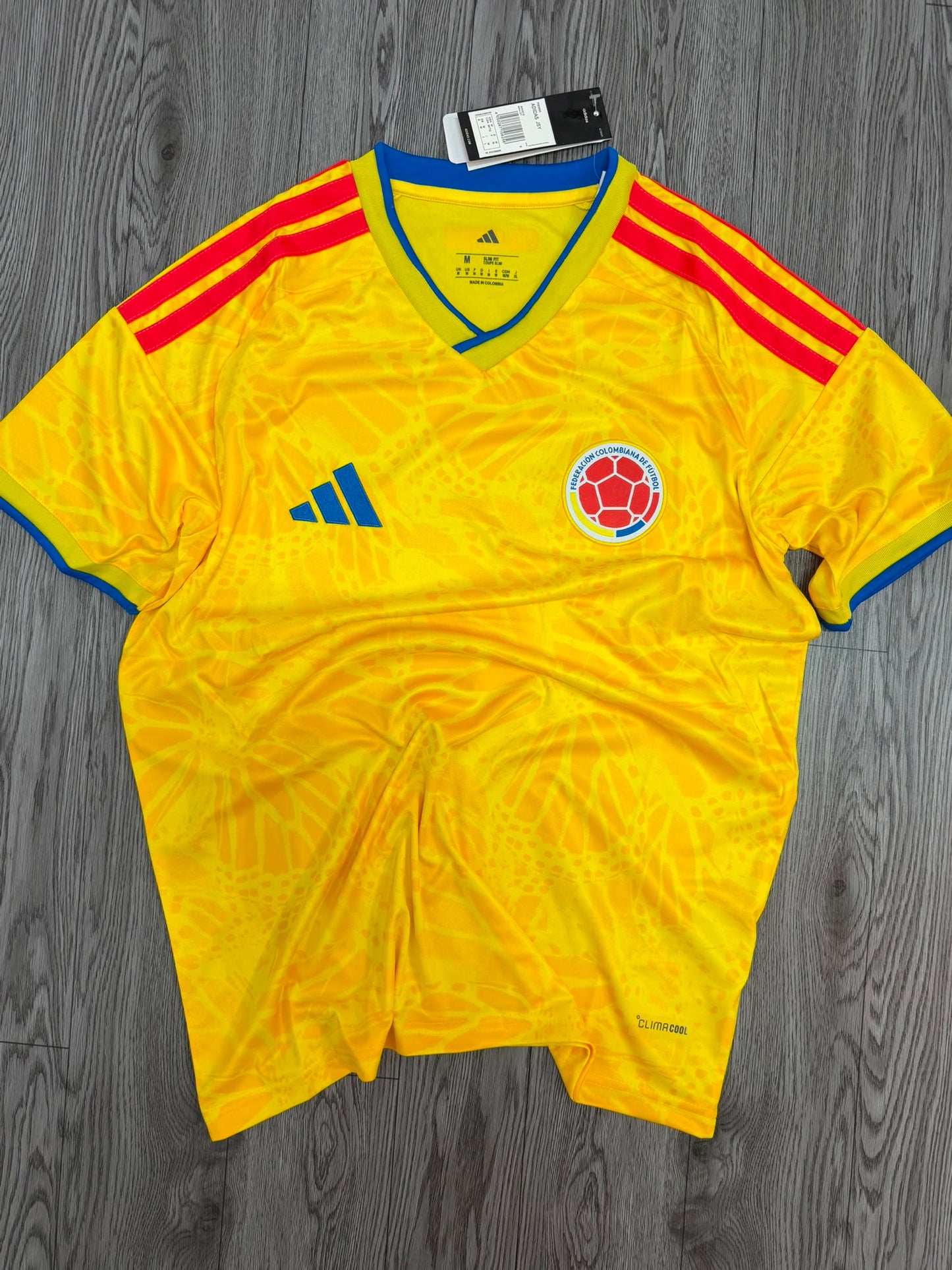 CAMISETA COLOMBIA