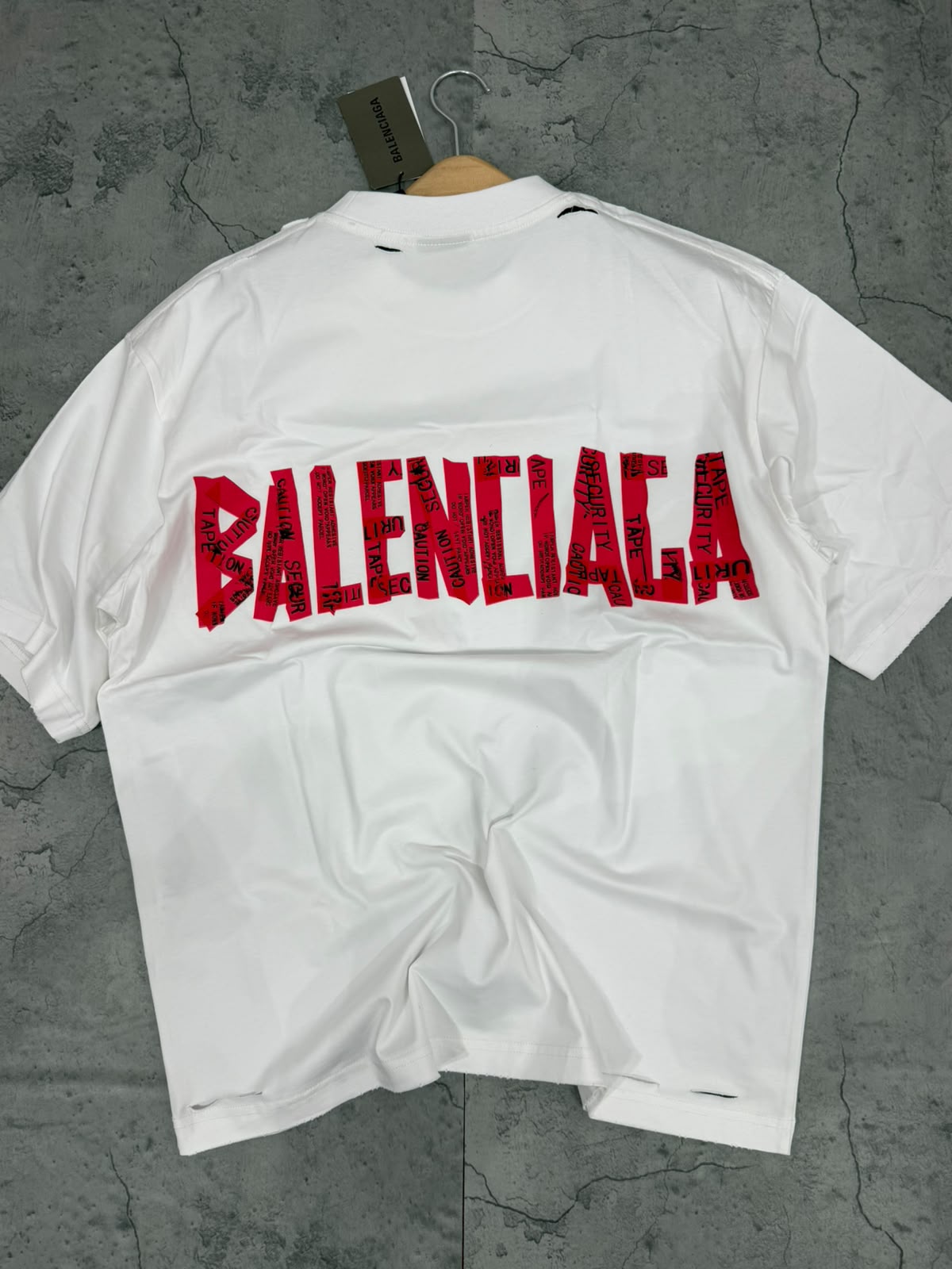 CAMISETA BALENCIAGA
