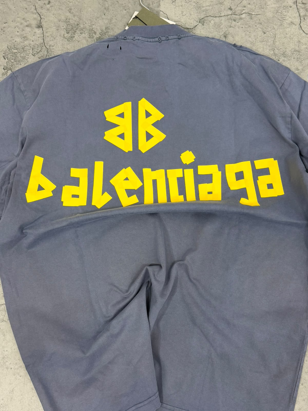 CAMISETA BALENCIAGA