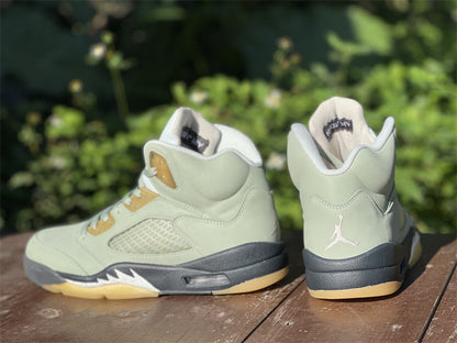 AIR JORDAN 5