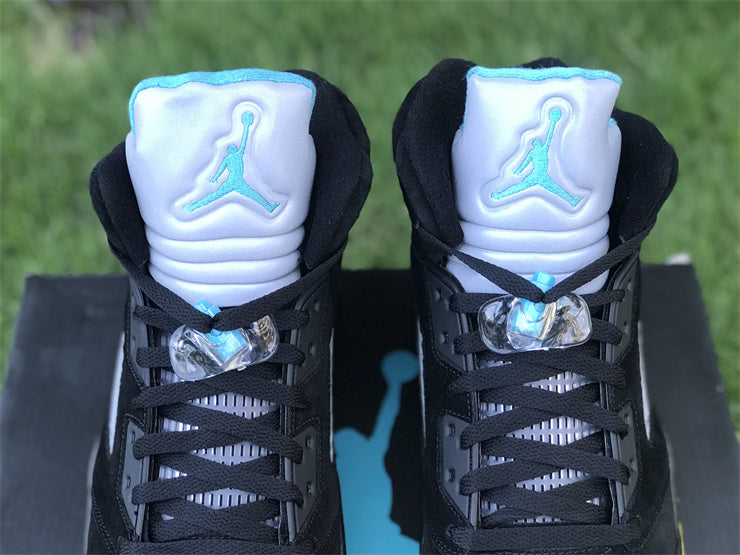 AIR JORDAN 5