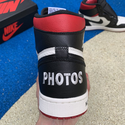 NIKE AIR JORDAN 1