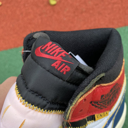 NIKE AIR JORDAN 1