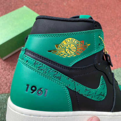 NIKE AIR JORDAN 1