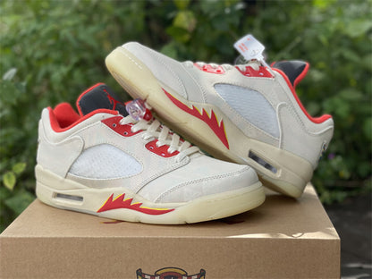 AIR JORDAN 5