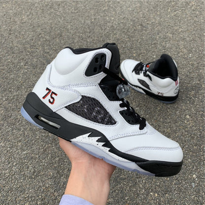 AIR JORDAN 5