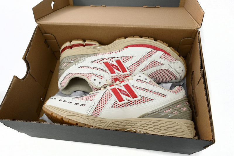 NEW BALANCE 1906R