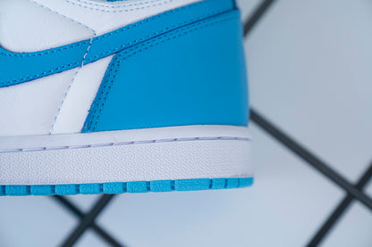 NIKE AIR JORDAN 1