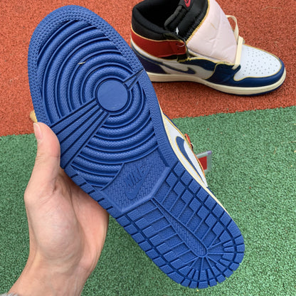 NIKE AIR JORDAN 1