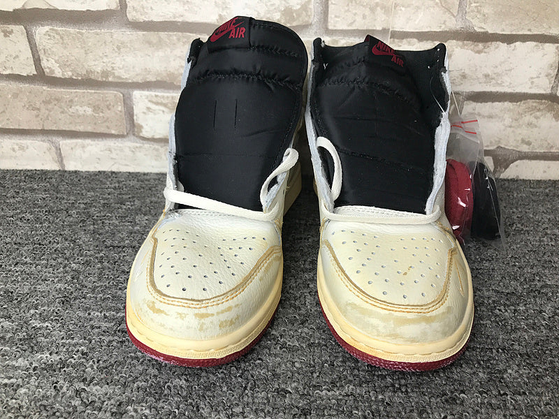 NIKE AIR JORDAN 1