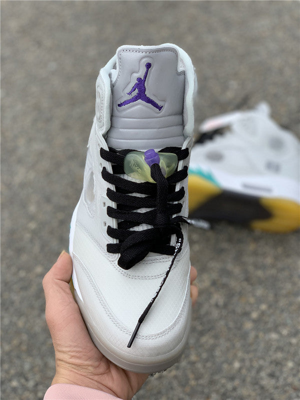 AIR JORDAN 5