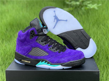 AIR JORDAN 5