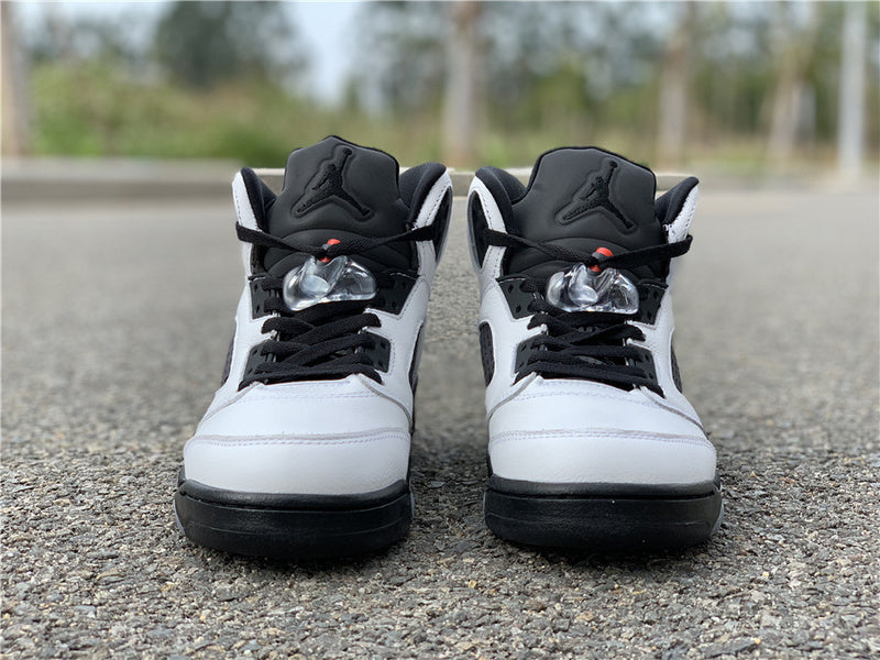 AIR JORDAN 5