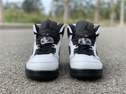 AIR JORDAN 5