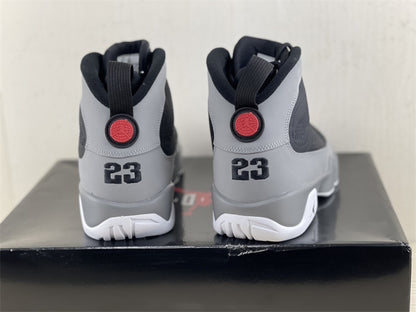 AIR JORDAN 9