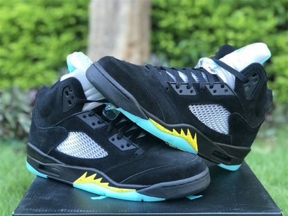 AIR JORDAN 5