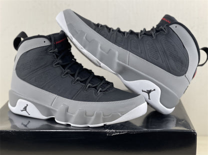 AIR JORDAN 9