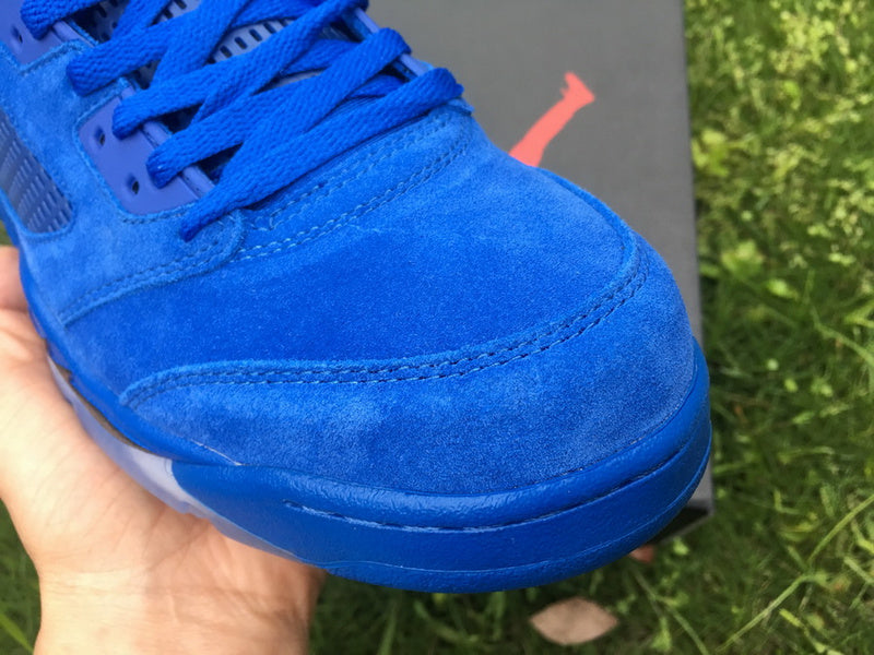 AIR JORDAN 5