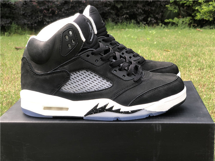 AIR JORDAN 5