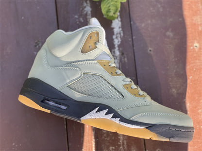 AIR JORDAN 5