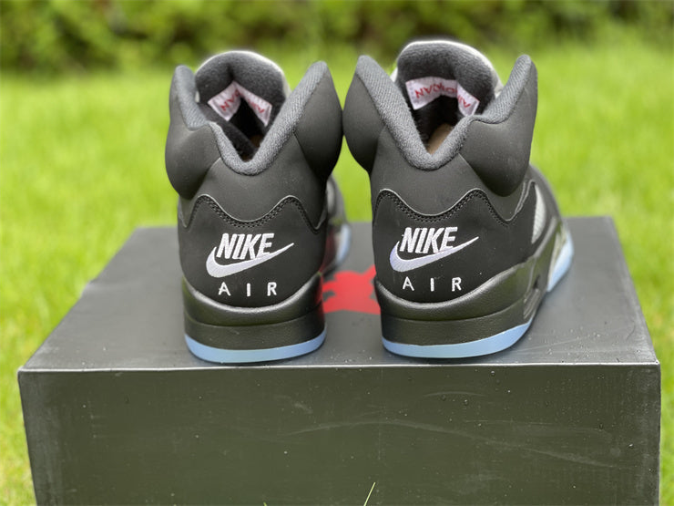 AIR JORDAN 5