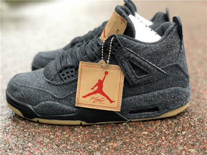 AIR JORDAN 4