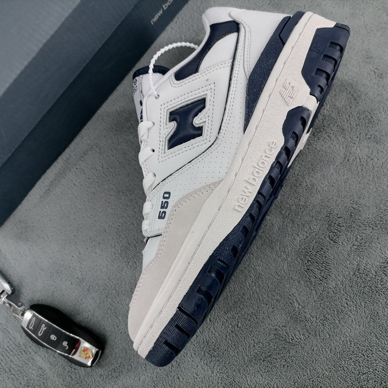 NEW BALANCE 550