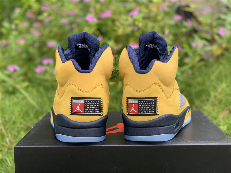 AIR JORDAN 5