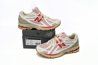 NEW BALANCE 1906R