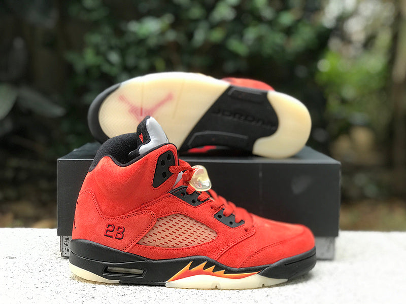 AIR JORDAN 5