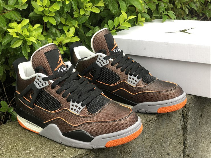 AIR JORDAN 4