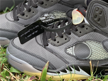 AIR JORDAN 5