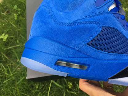 AIR JORDAN 5