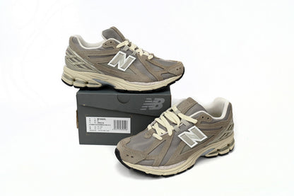 NEW BALANCE 1906R