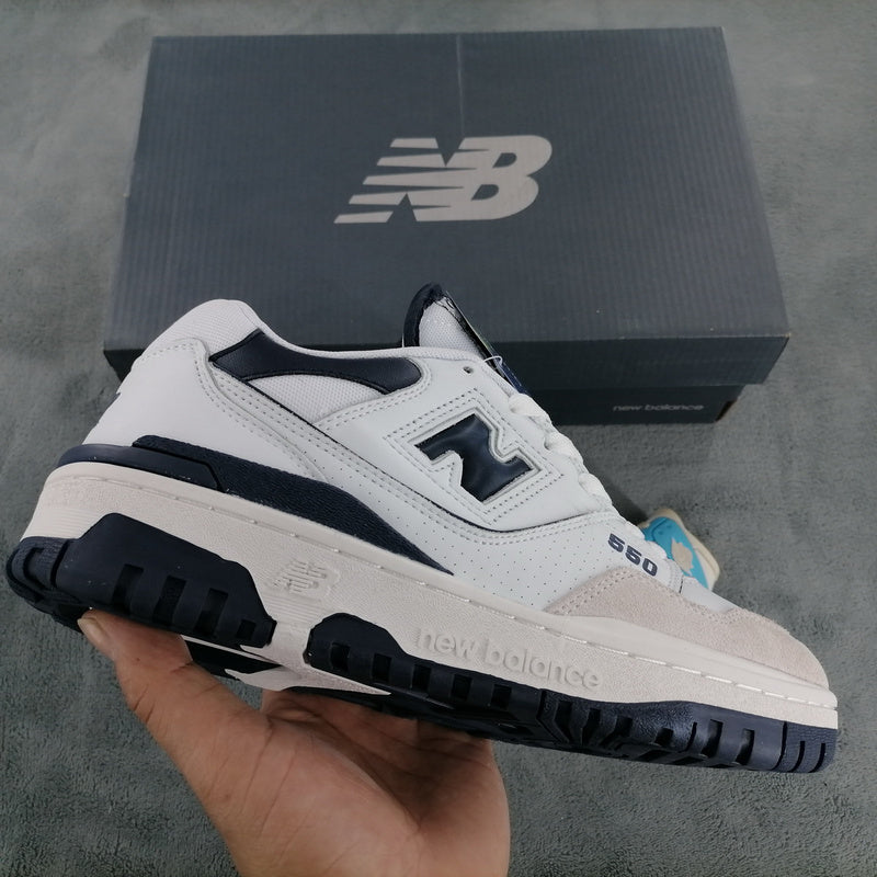 NEW BALANCE 550