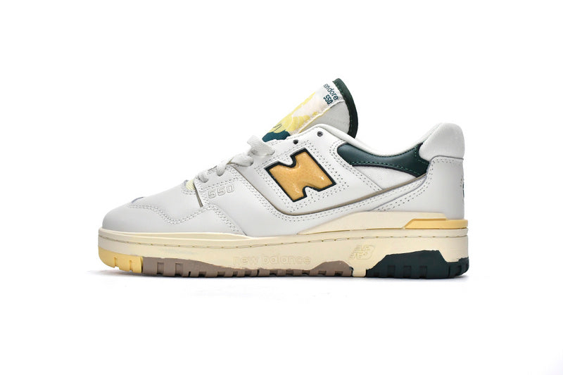 NEW BALANCE 550