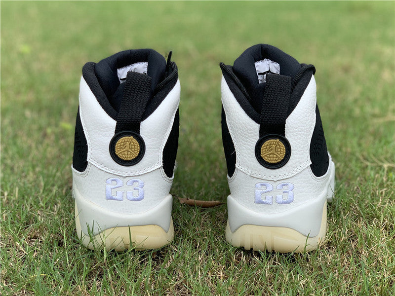 AIR JORDAN 9