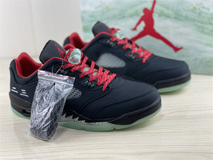 AIR JORDAN 5